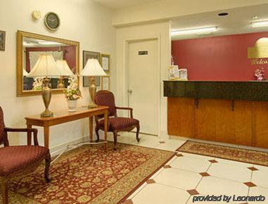 Days Inn & Suites By Wyndham Starkville İç mekan fotoğraf